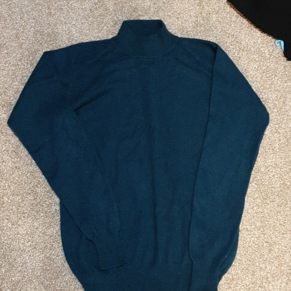 Cashmere sweater